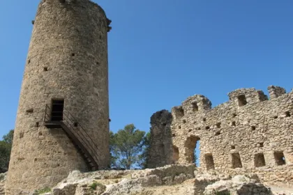 Boadella d'Emporda - Chateau des Escaules - Salt de la Caula ,