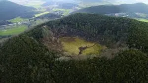 Volcan de Santa Margarida -Fageda d'en Jorda - à  Santa Pau